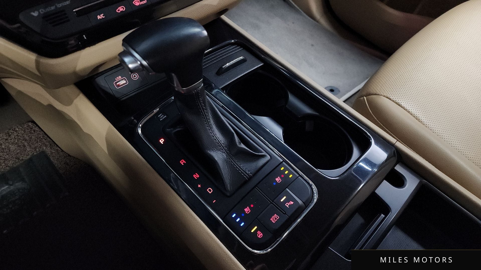 Kia Canival 2018 — миниатюра 9