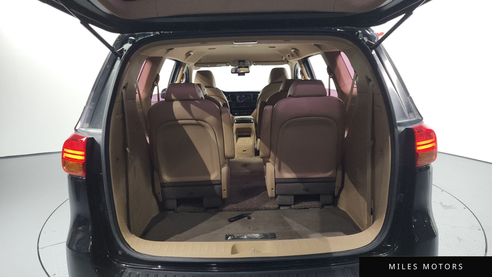 Kia Canival 2018 — миниатюра 20