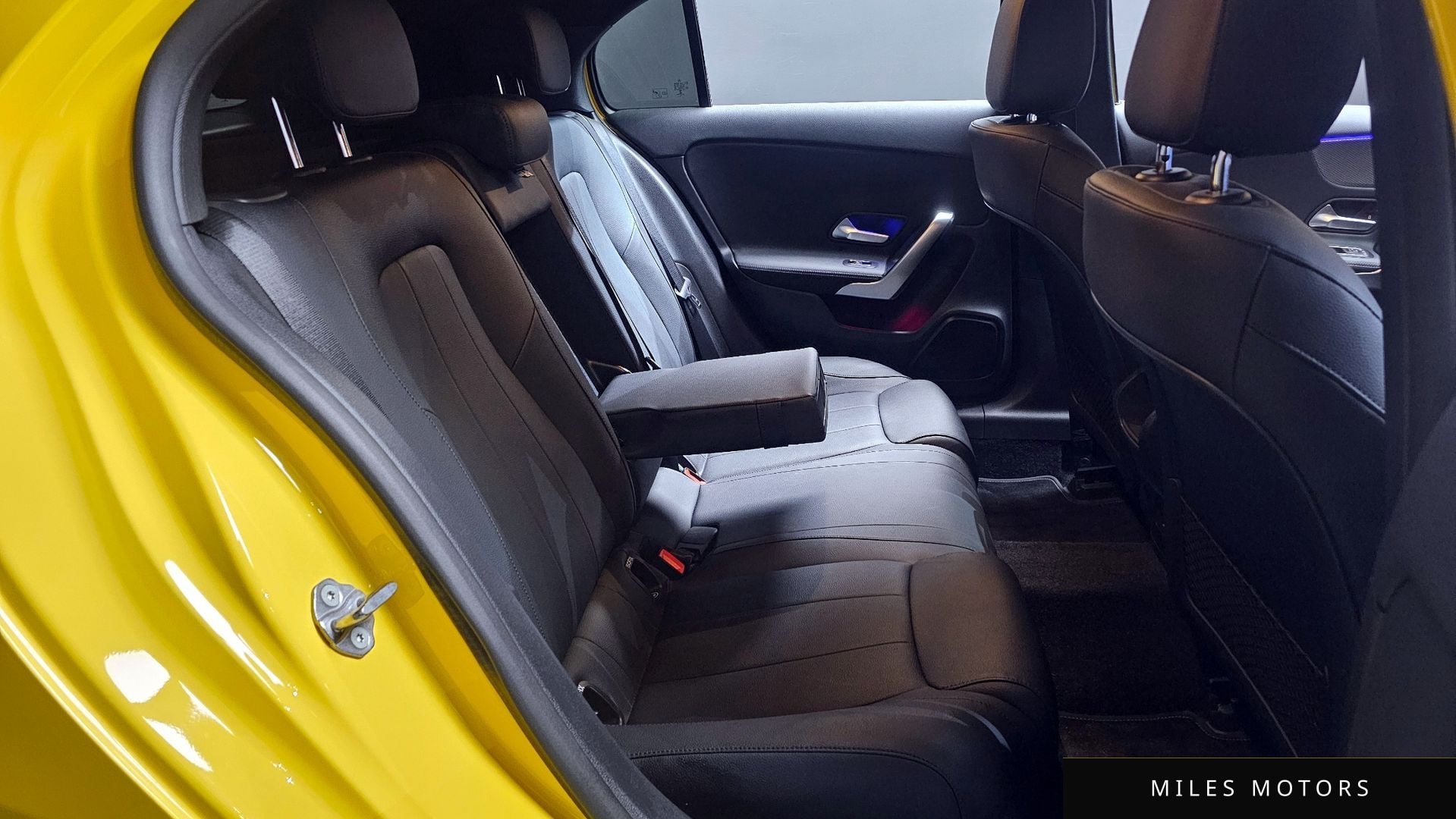 Mercedes-Benz A-Class W177 2022 — миниатюра 12