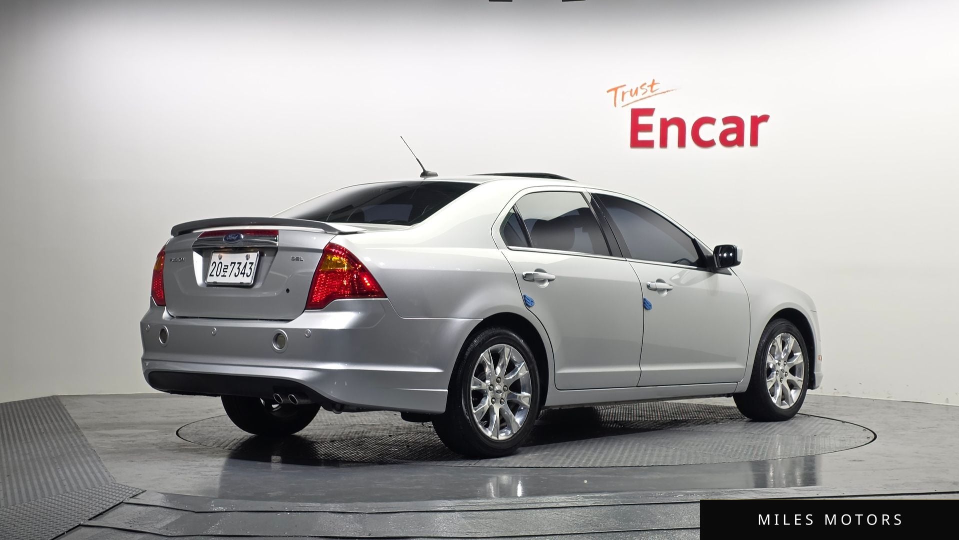 Ford Fusion 2011 — миниатюра 2