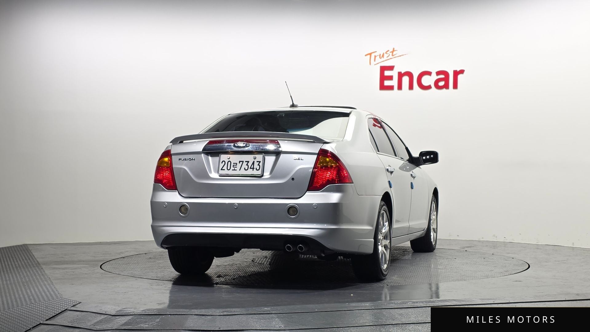Ford Fusion 2011 — миниатюра 4