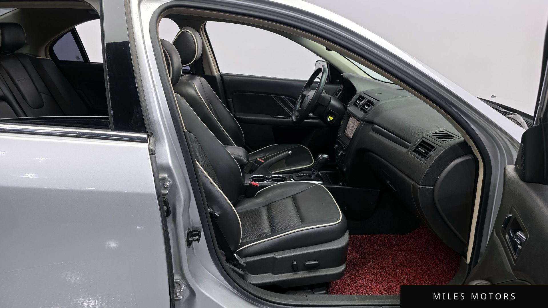 Ford Fusion 2011 — миниатюра 10