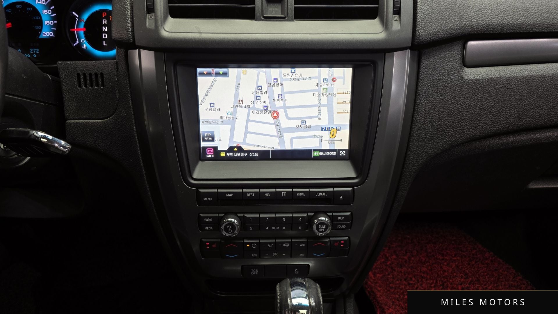 Ford Fusion 2011 — миниатюра 14