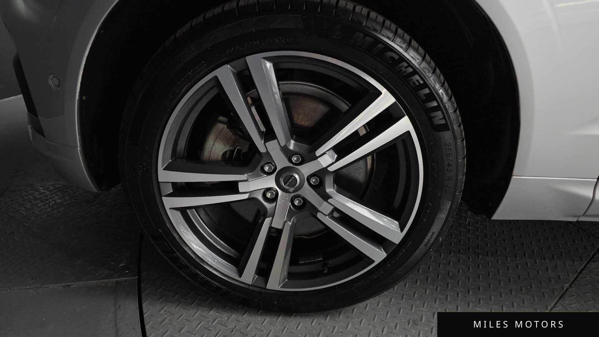 Volvo XC60 2021 — миниатюра 5