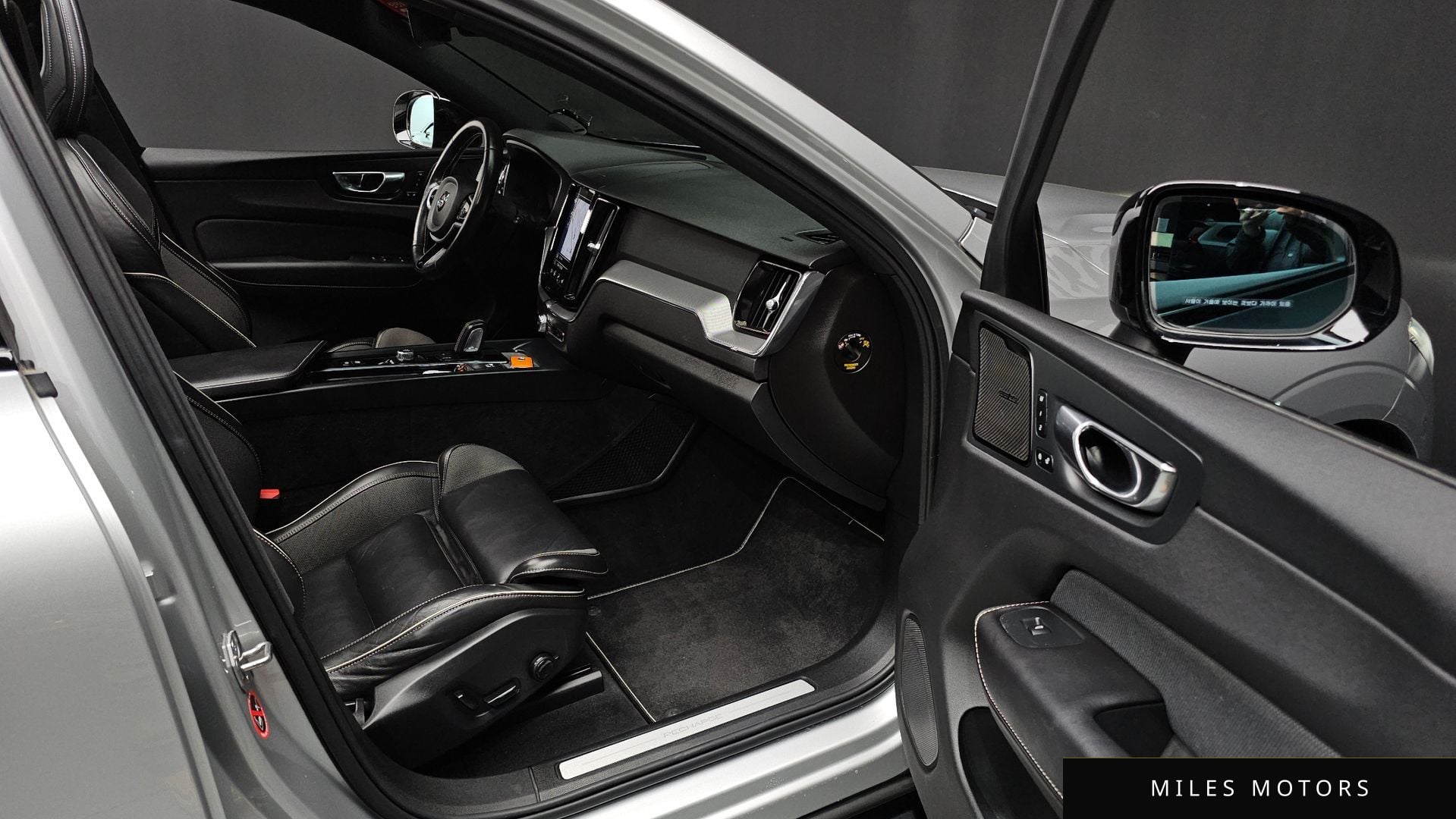 Volvo XC60 2021 — миниатюра 10