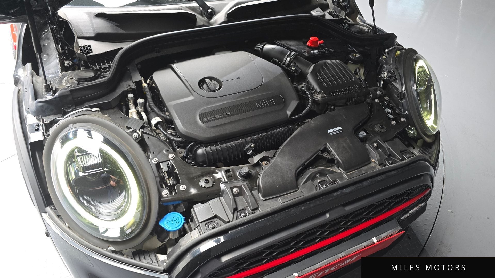 MINI Cooper Convertible 2024 — миниатюра 6
