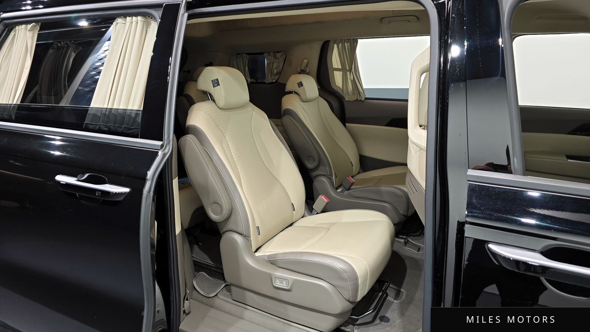 Kia Carnival 2021 — миниатюра 12