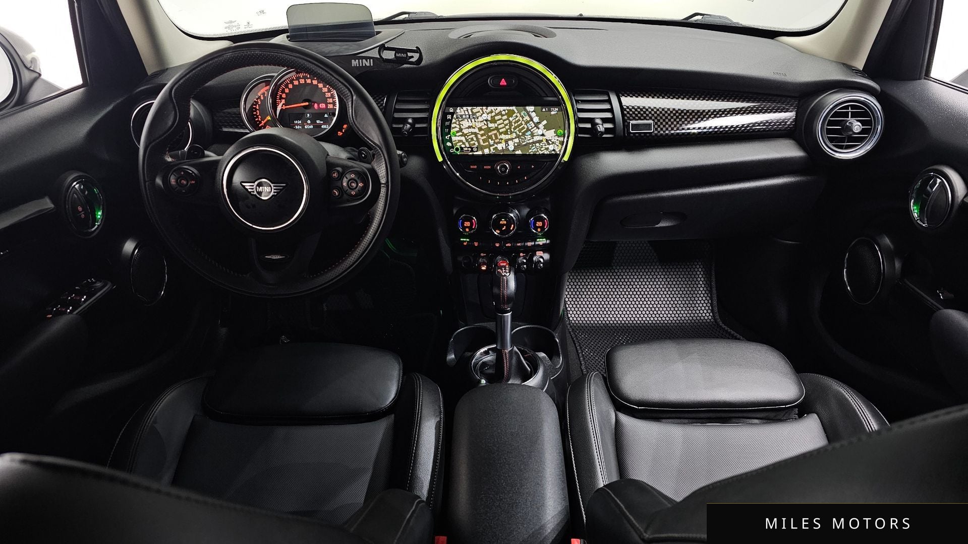 MINI Cooper S 2019 — миниатюра 6