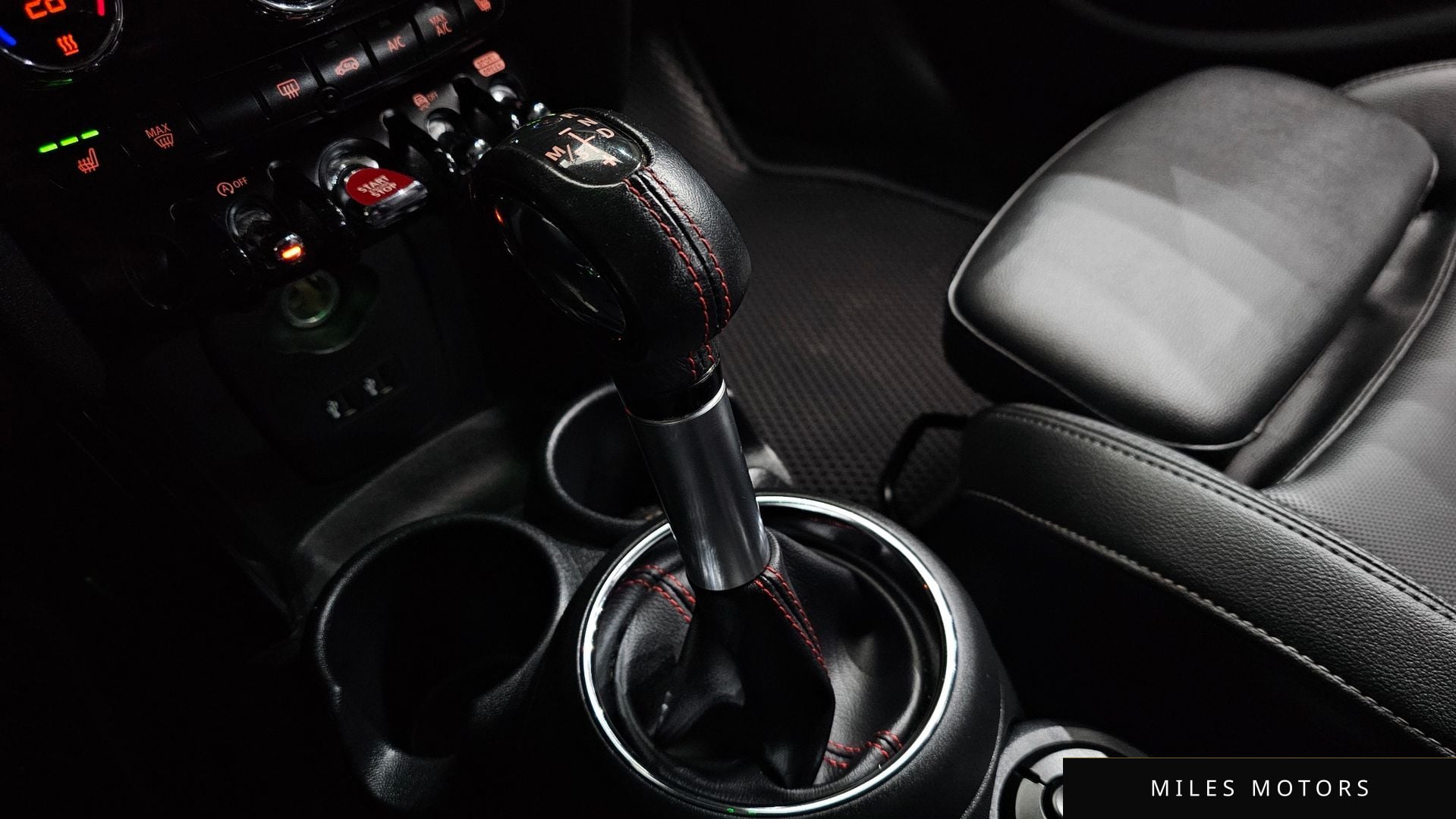 MINI Cooper S 2019 — миниатюра 8