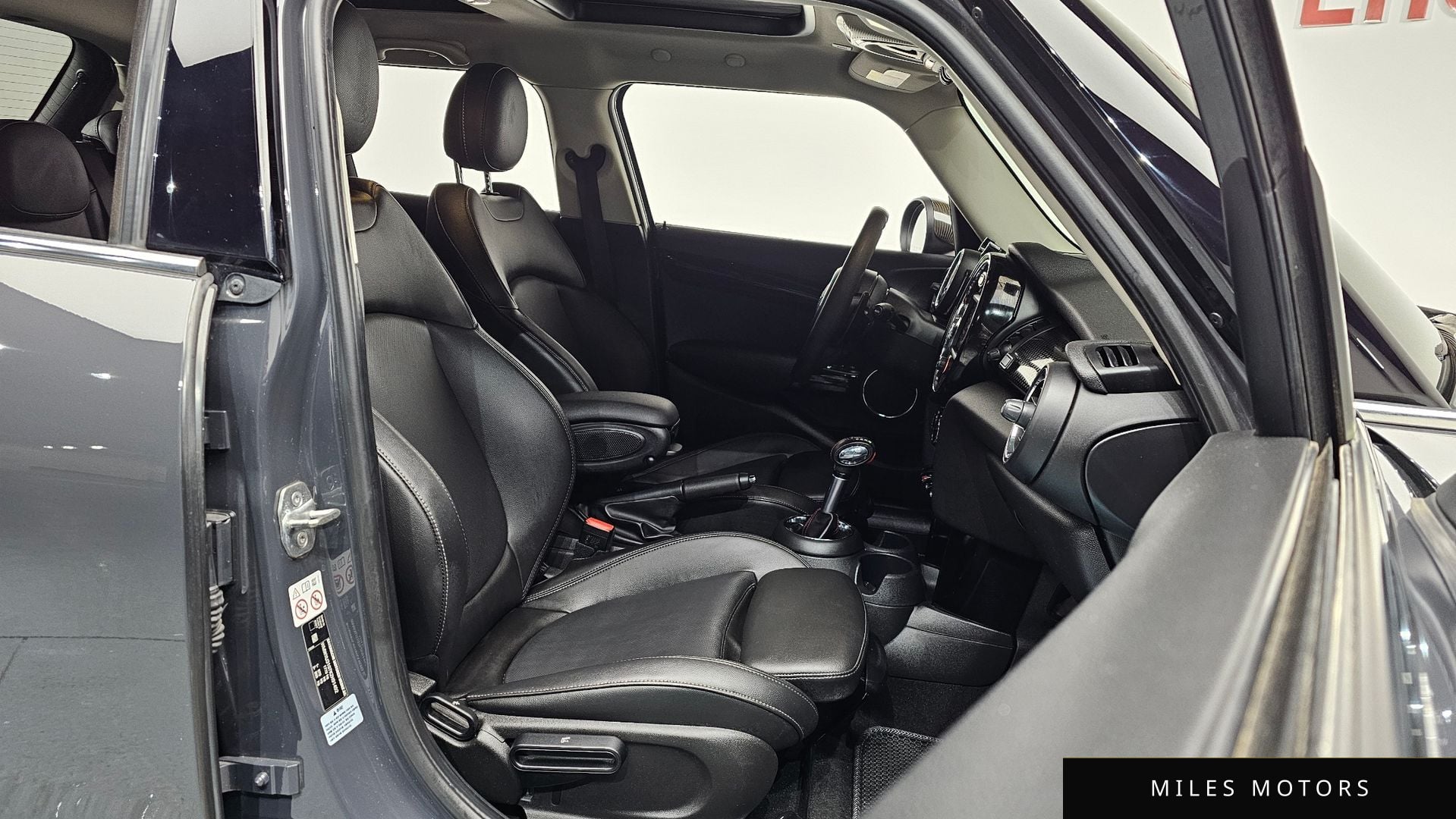 MINI Cooper S 2019 — миниатюра 9