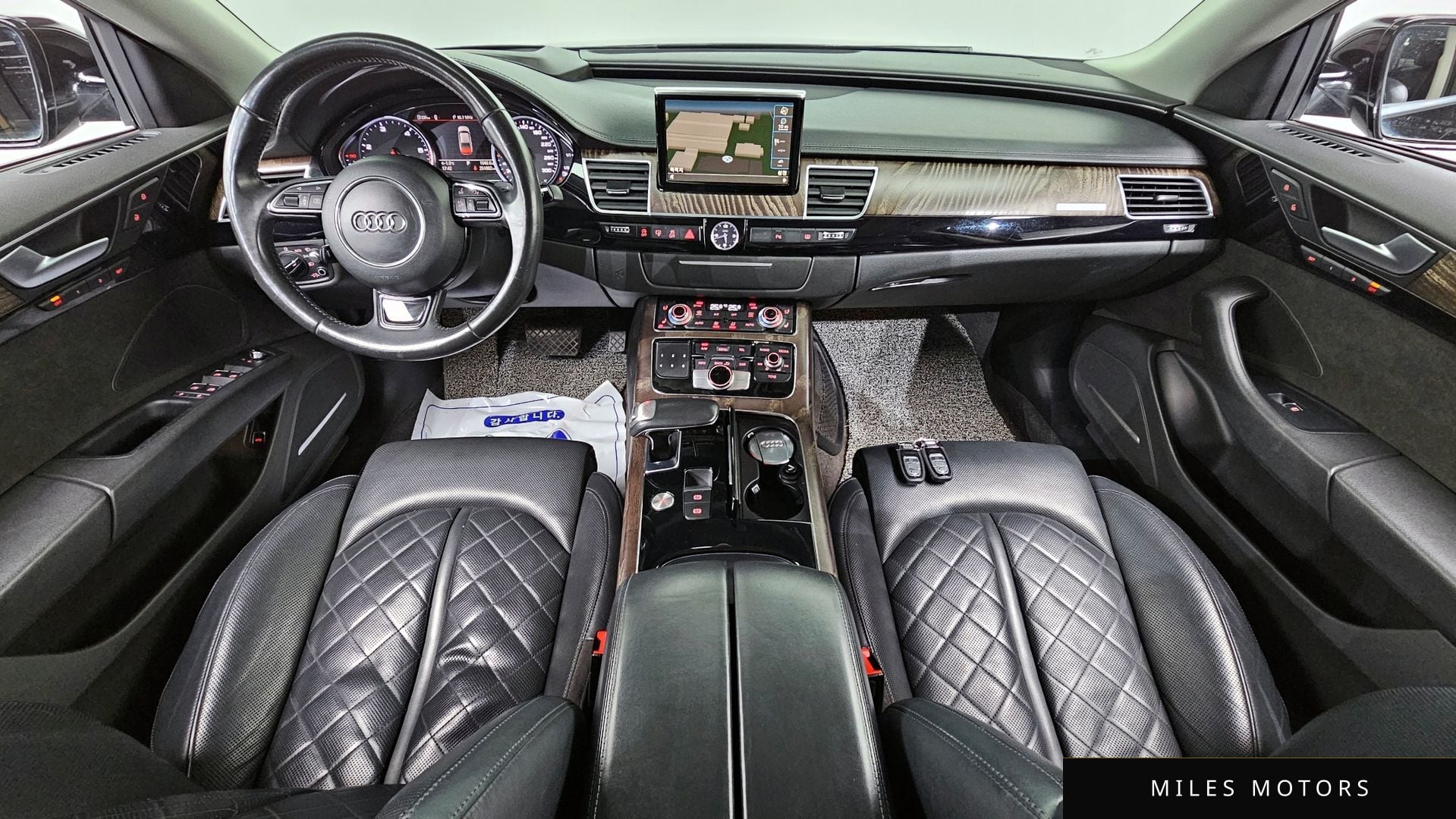 Audi A8 2016 — миниатюра 7