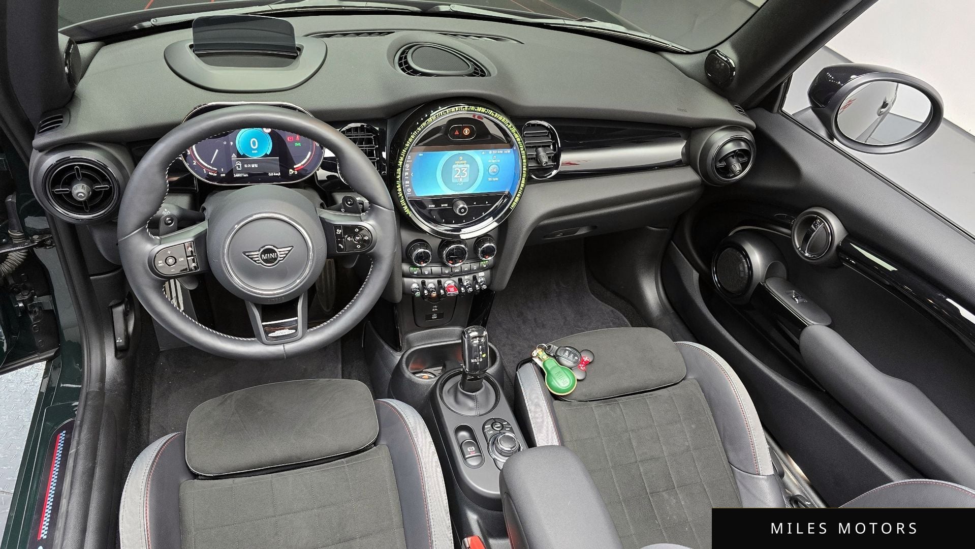 MINI Cooper Convertible 2024 — миниатюра 7