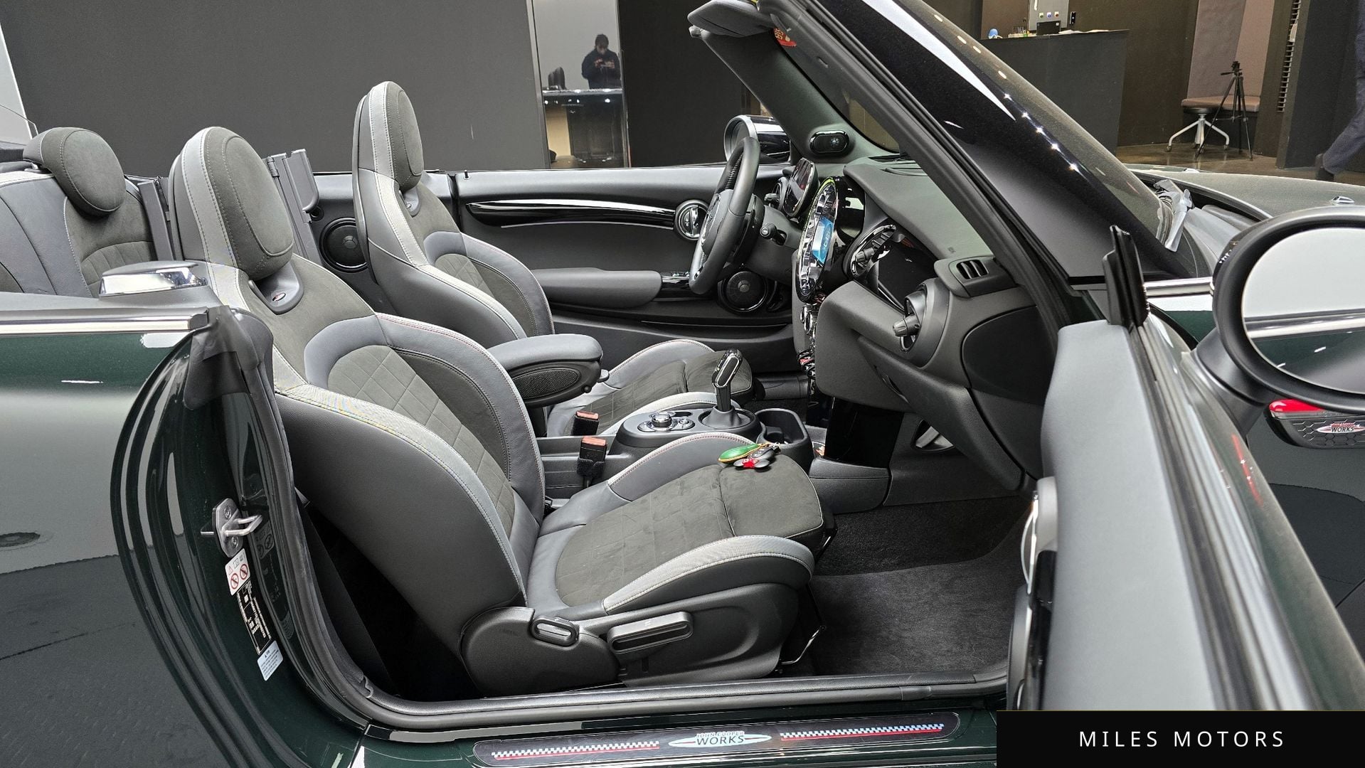 MINI Cooper Convertible 2024 — миниатюра 10