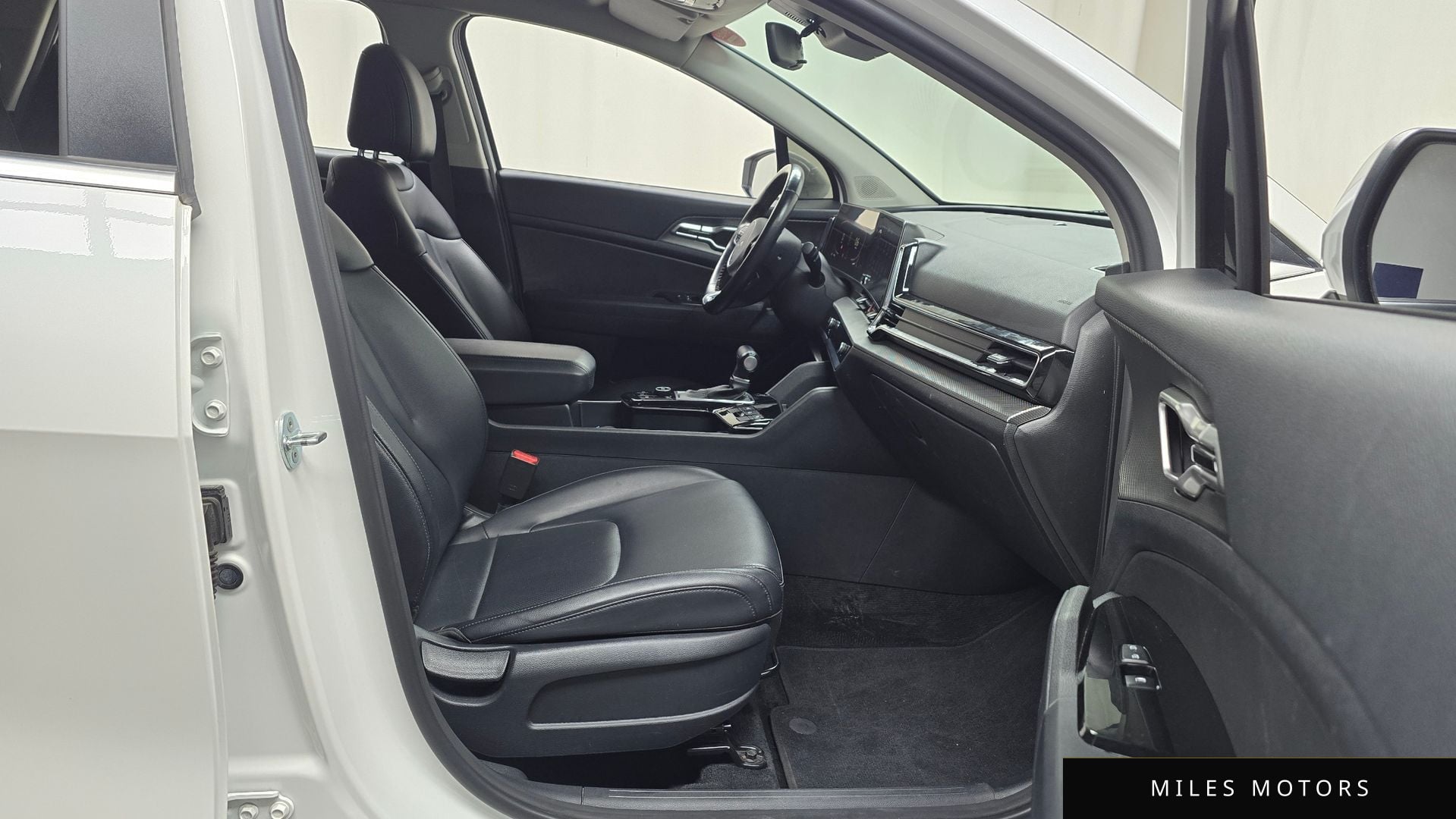 Kia Sportage 2022 — миниатюра 11