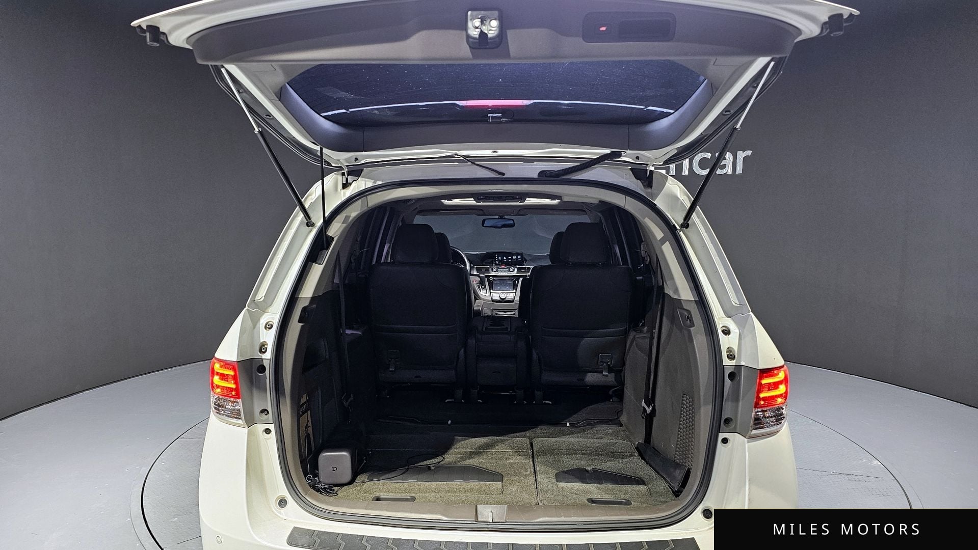 Honda 오딧세이 2015 — миниатюра 20
