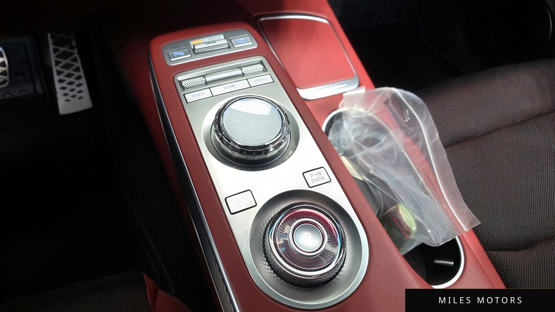 Genesis GV70 2021 — миниатюра 9