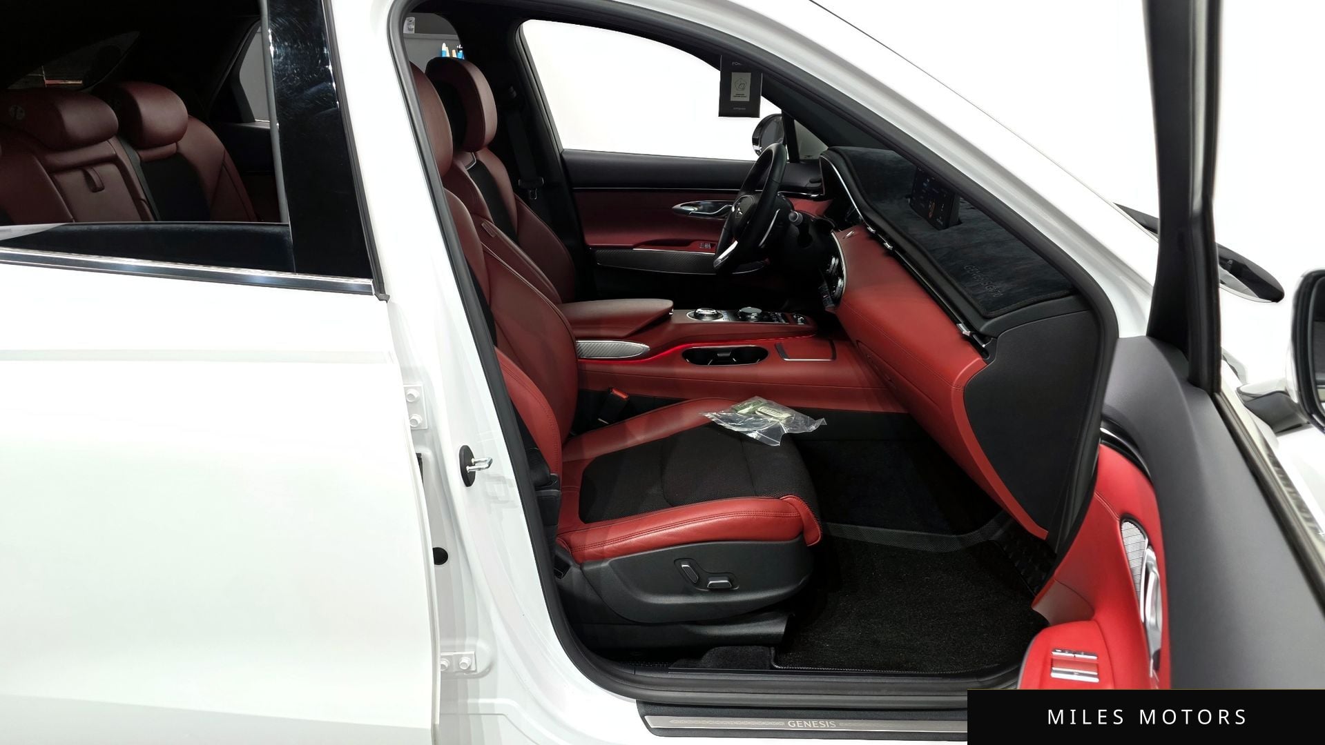 Genesis GV70 2021 — миниатюра 11