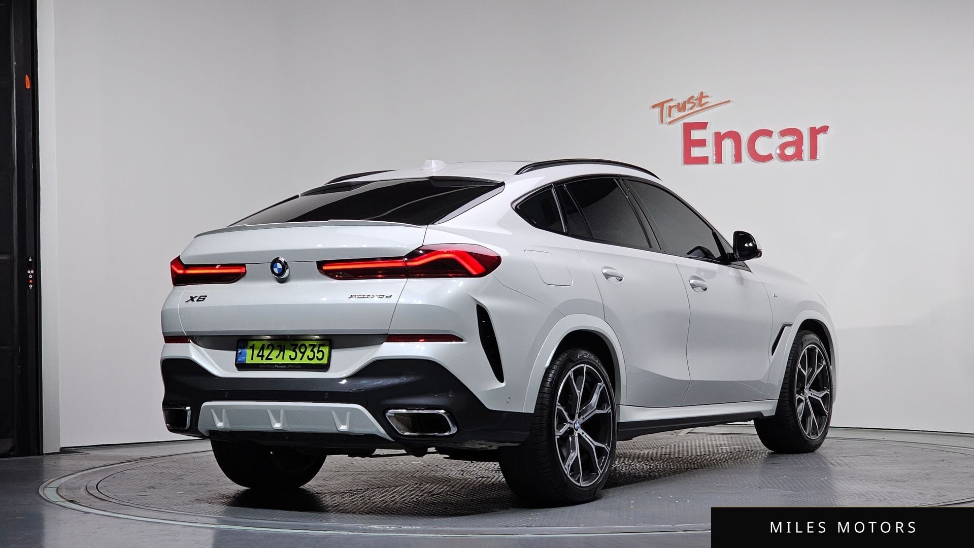 BMW X6 (G06) 2024 — миниатюра 2