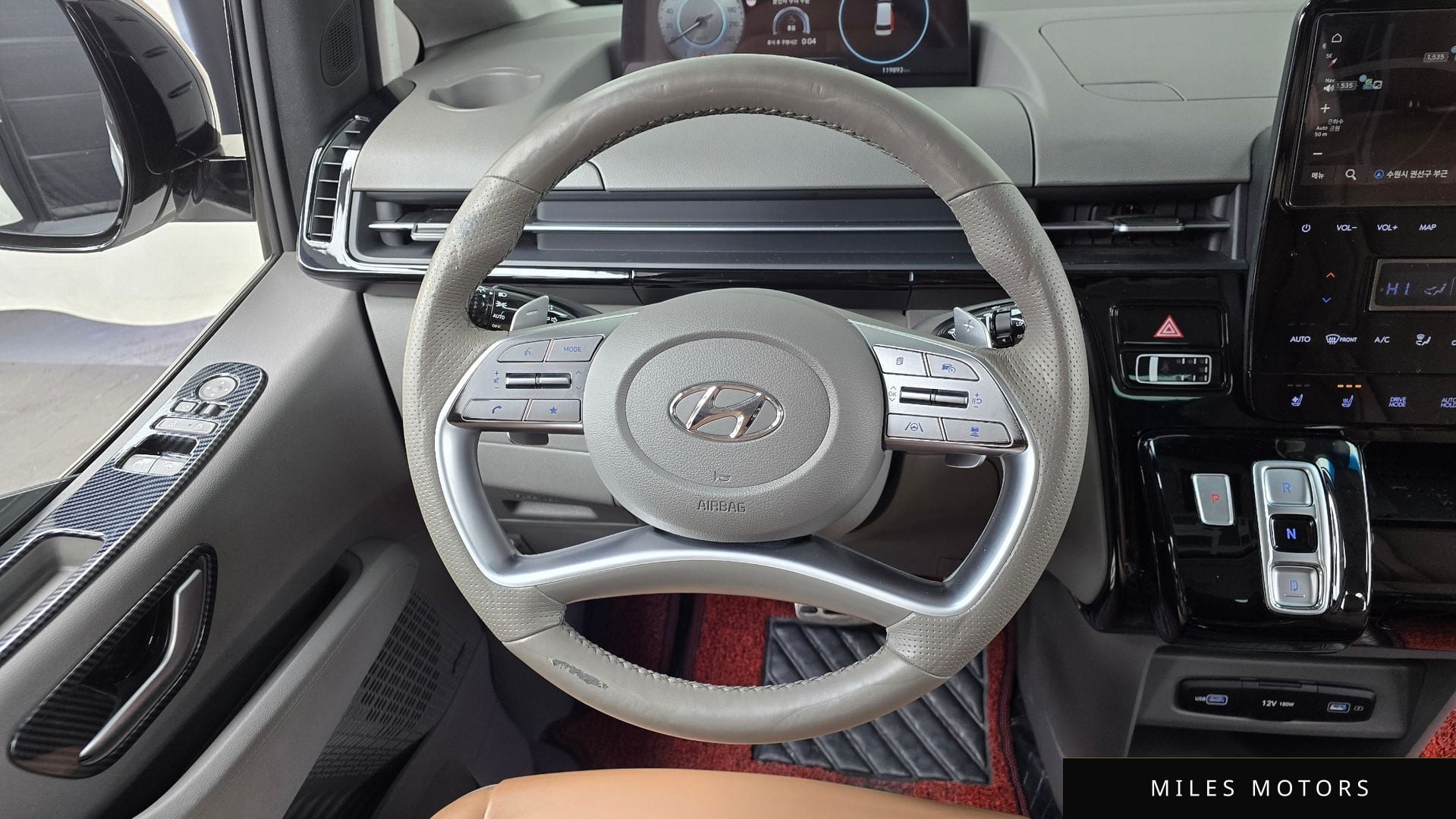 Hyundai Staria 2023 — миниатюра 13