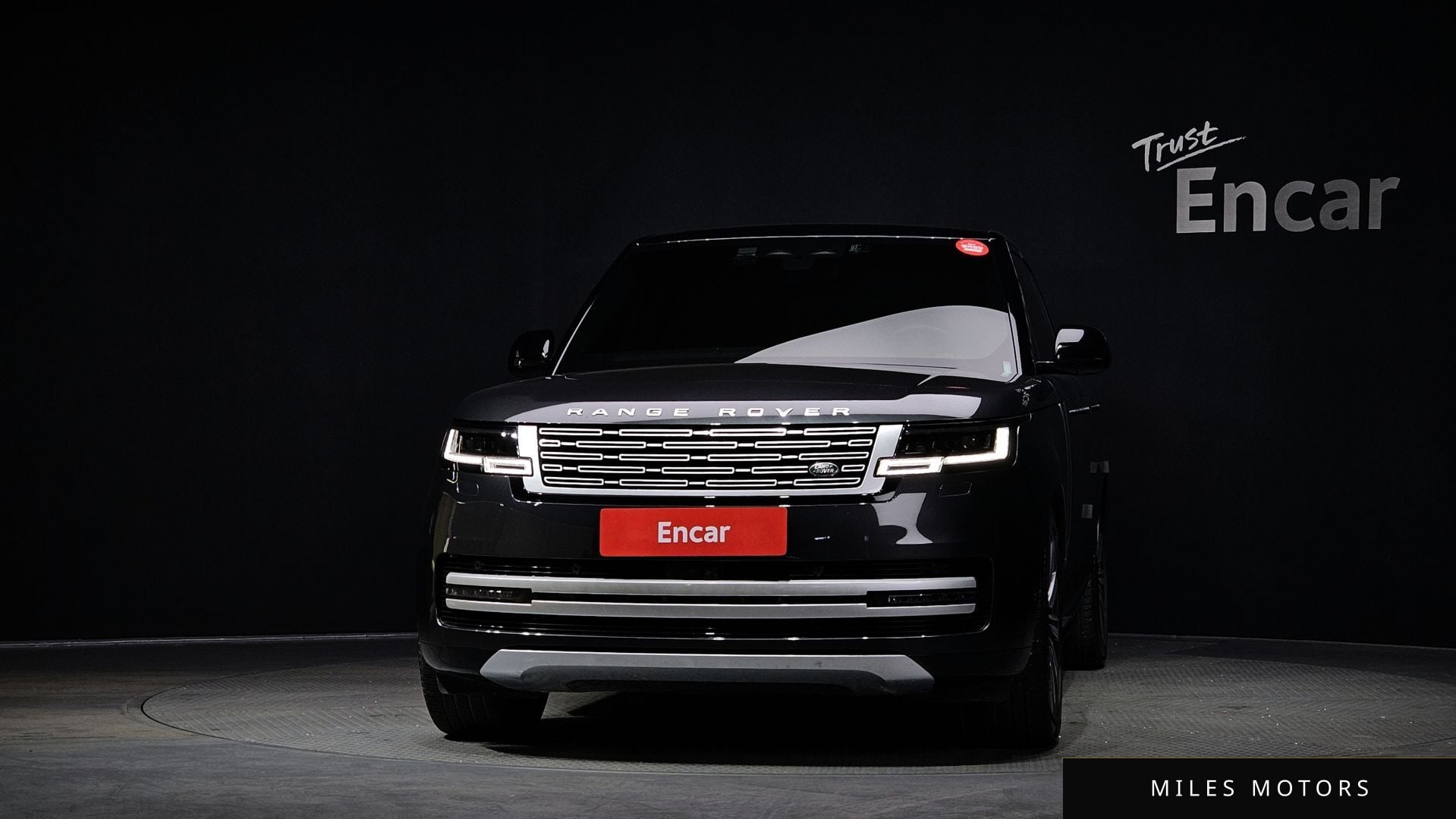 Land Rover Range Rover 2024 — миниатюра 3