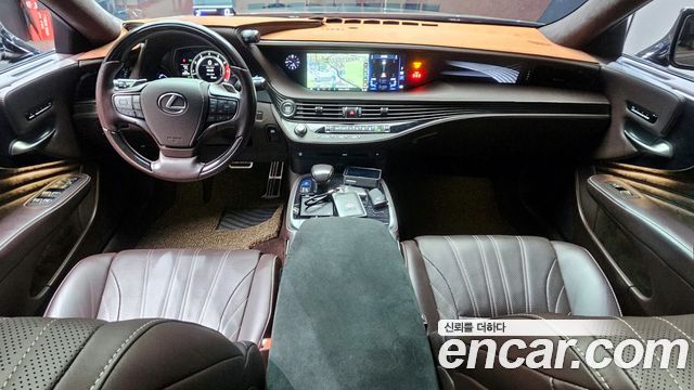 Лексус LS500 2018 — миниатюра 7