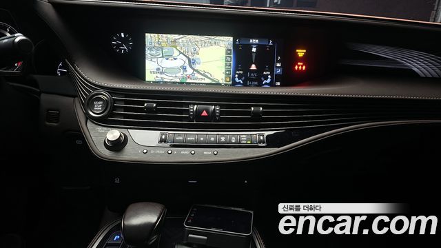 Лексус LS500 2018 — миниатюра 15