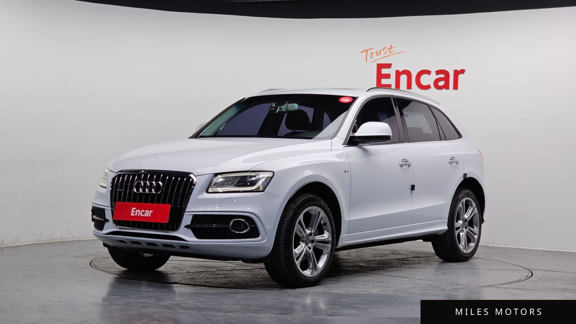 Audi Q5 2016 — фото 1 из 12