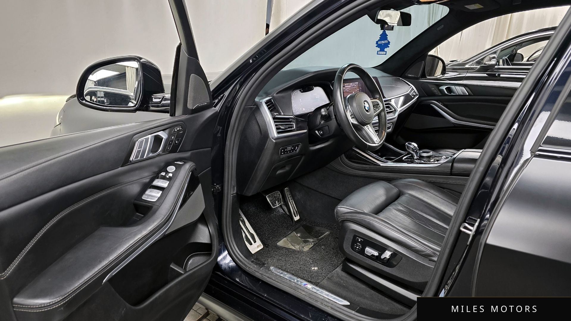 BMW X7 (G07) 2019 — миниатюра 10