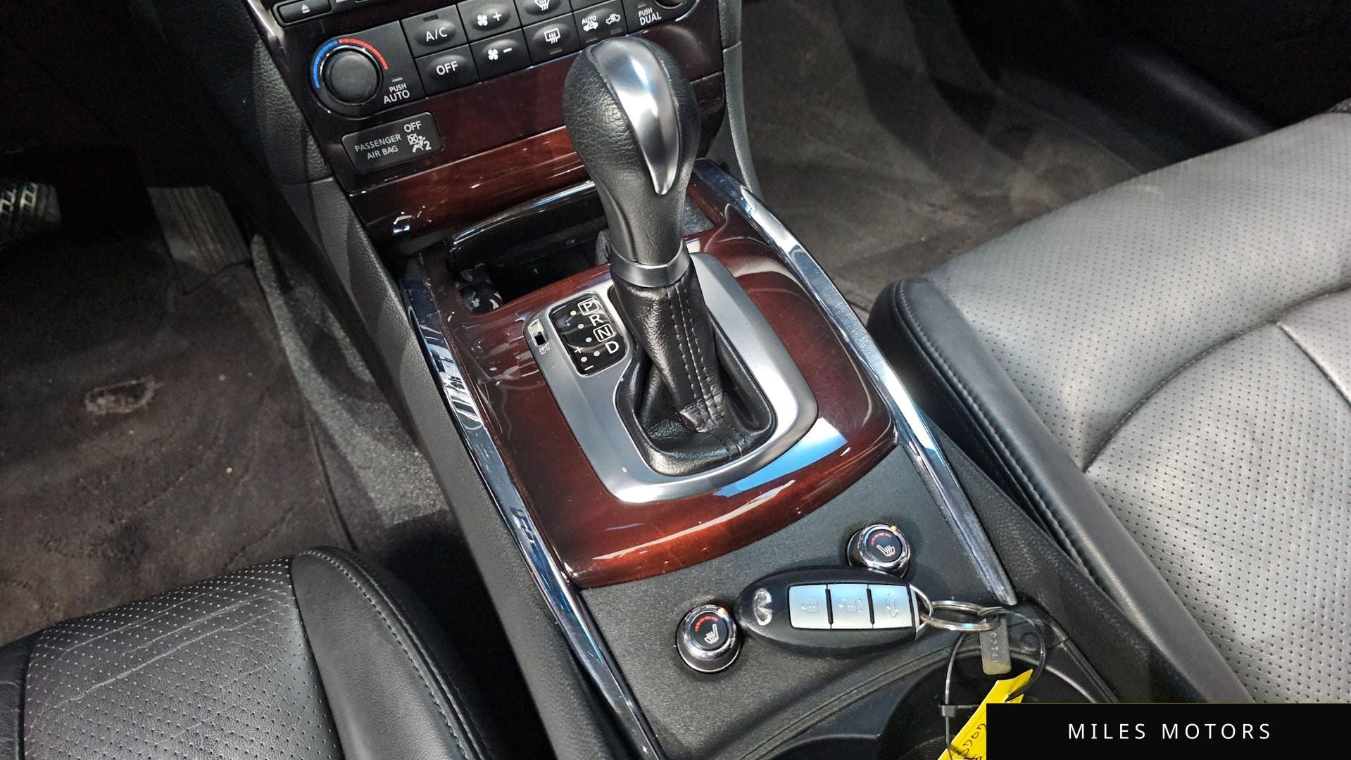 Infiniti G25 2011 — миниатюра 9