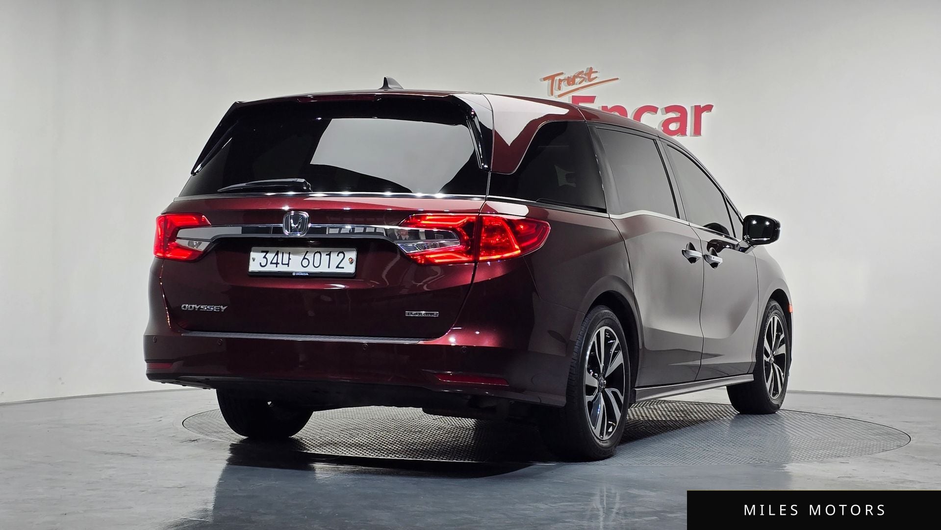 Honda Odyssey 2018 — миниатюра 2