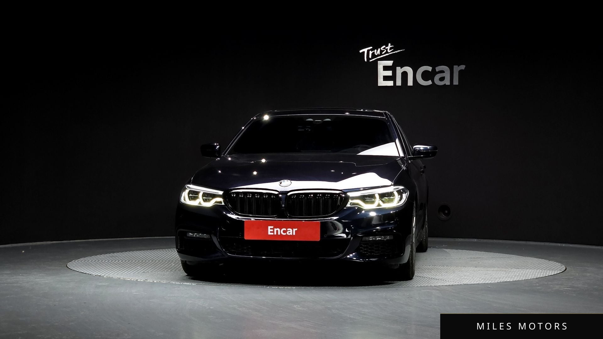BMW 5 Series (G30) 2020 — миниатюра 2
