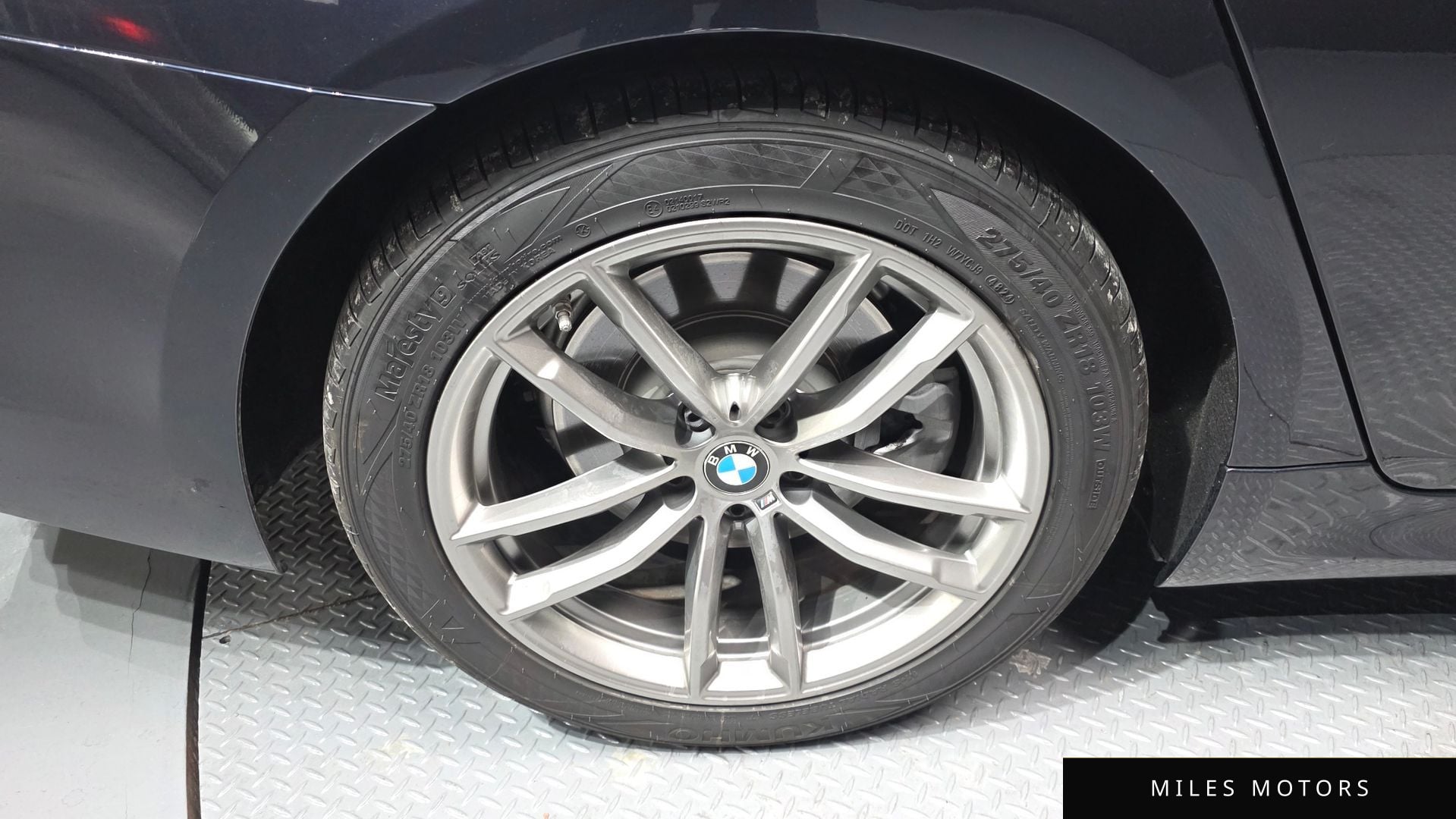 BMW 5 Series (G30) 2020 — миниатюра 4