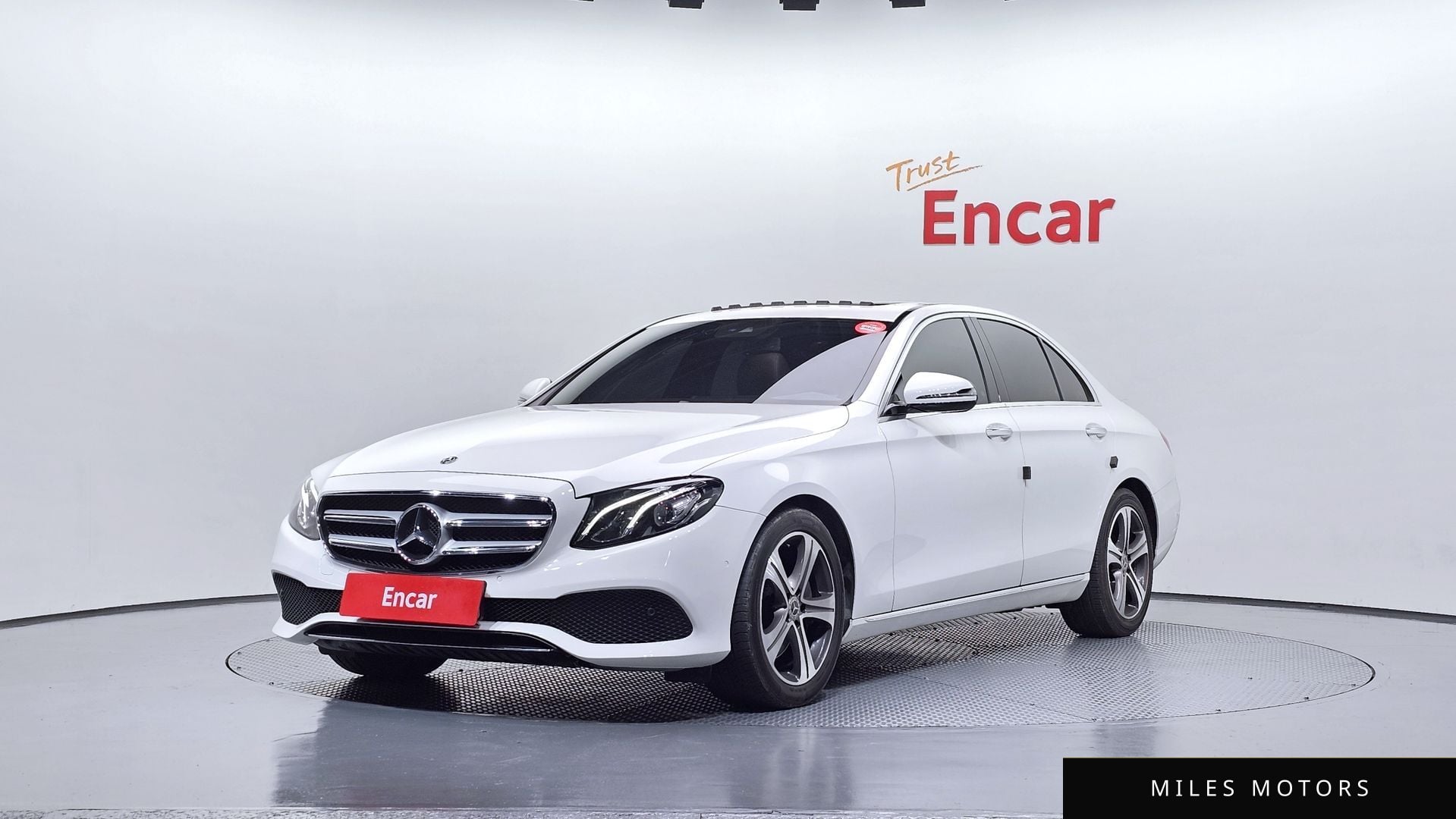 Mercedes-Benz E-Class W213 2019 — фото 1 из 12