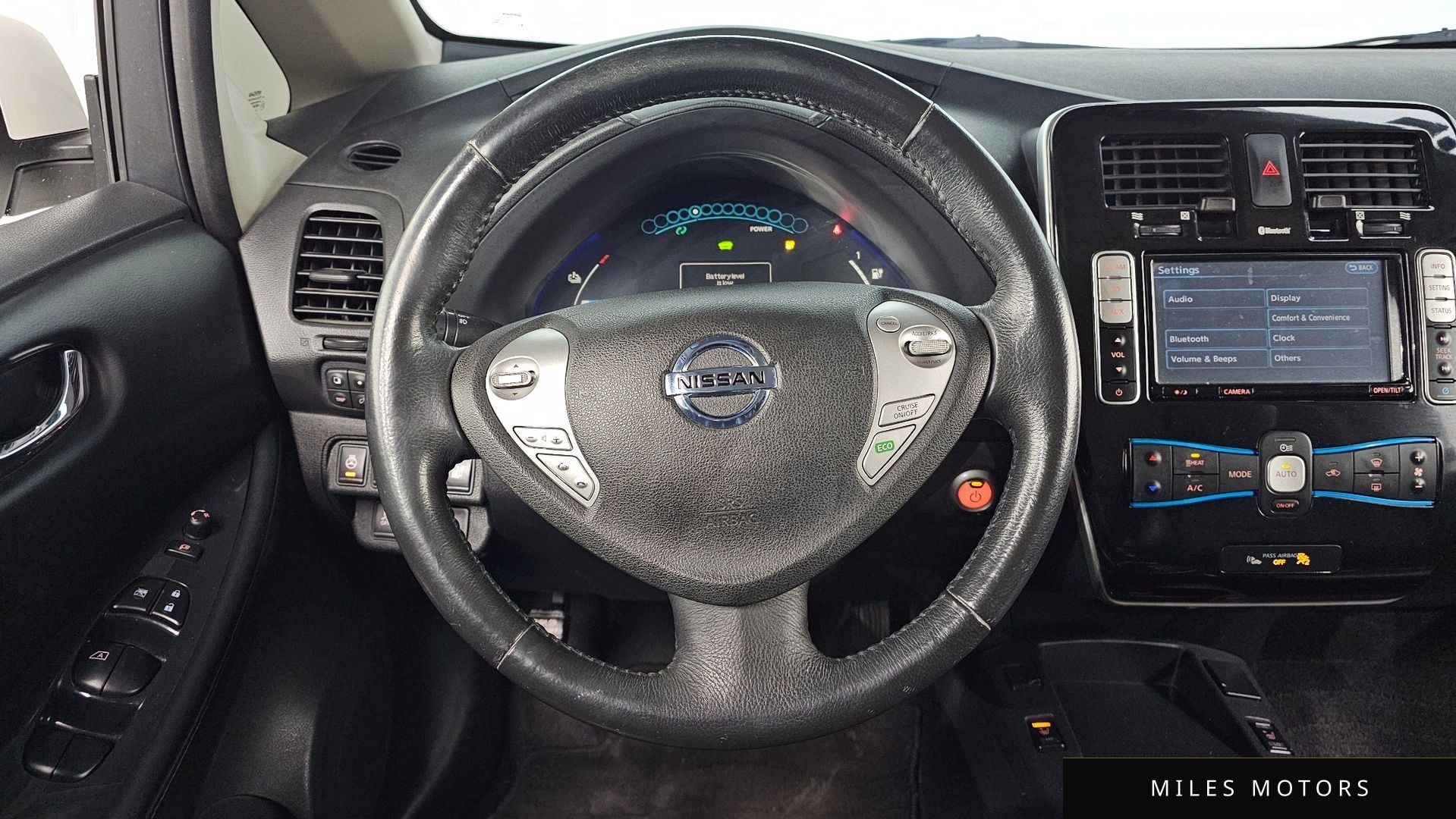 Nissan Leaf 2016 — миниатюра 13