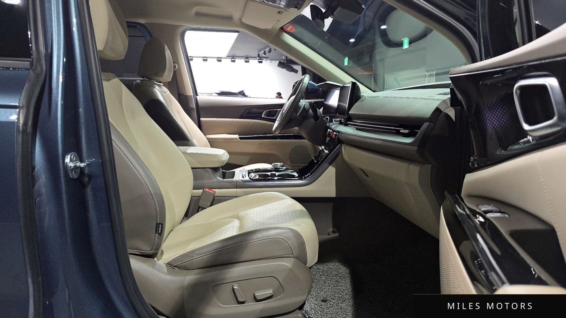 Kia Carnival 2021 — миниатюра 11