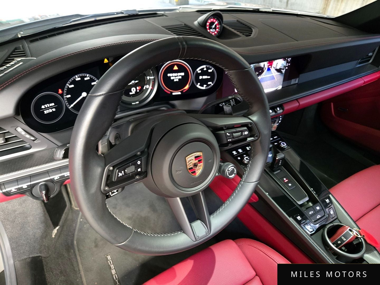 Porsche 911 (992) 2023 — миниатюра 11