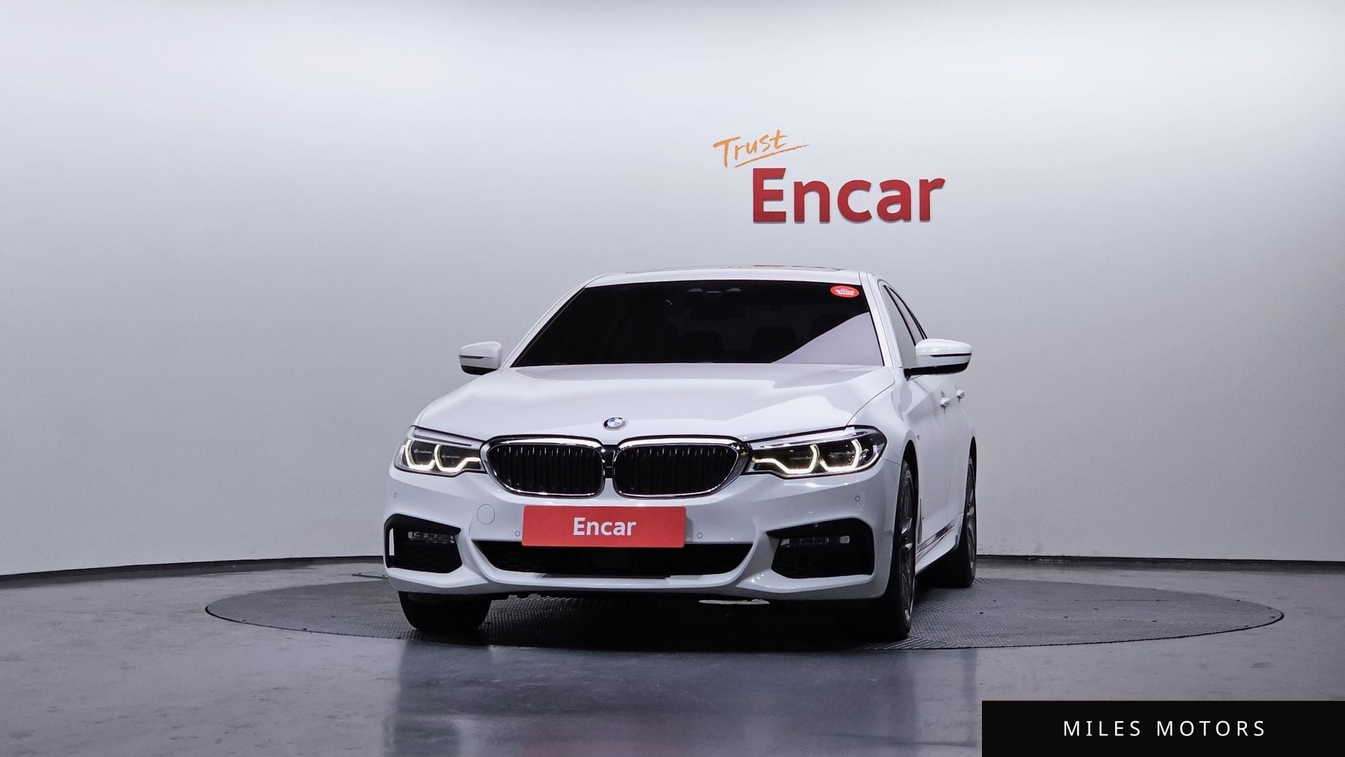 BMW 5시리즈 (G30) 2018 — миниатюра 3