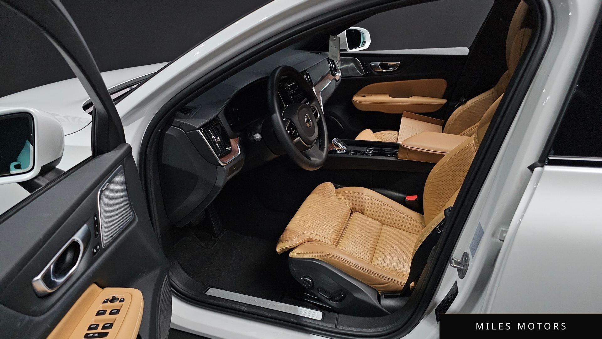 Volvo V60 2024 — миниатюра 9