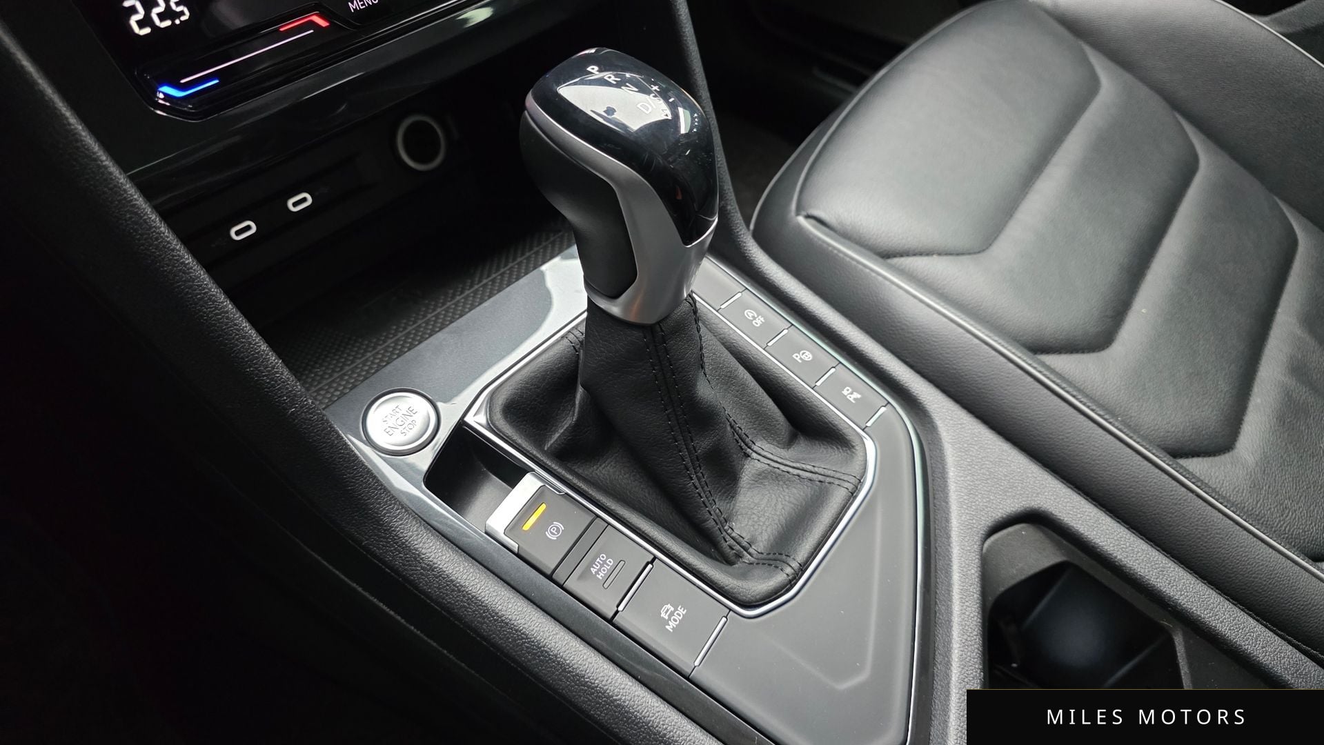 Volkswagen 티구안 2023 — миниатюра 9
