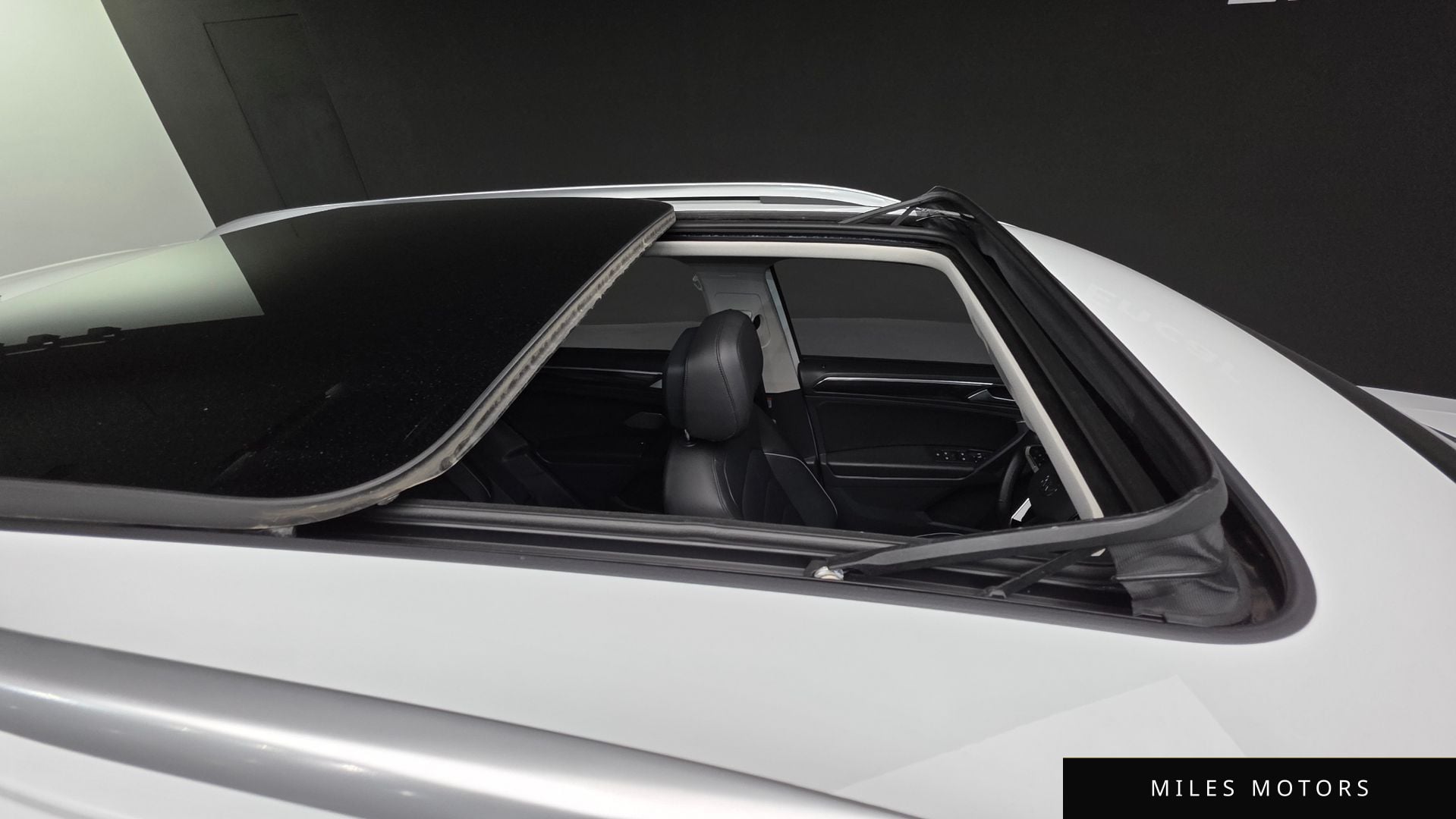 Volkswagen 티구안 2023 — миниатюра 12