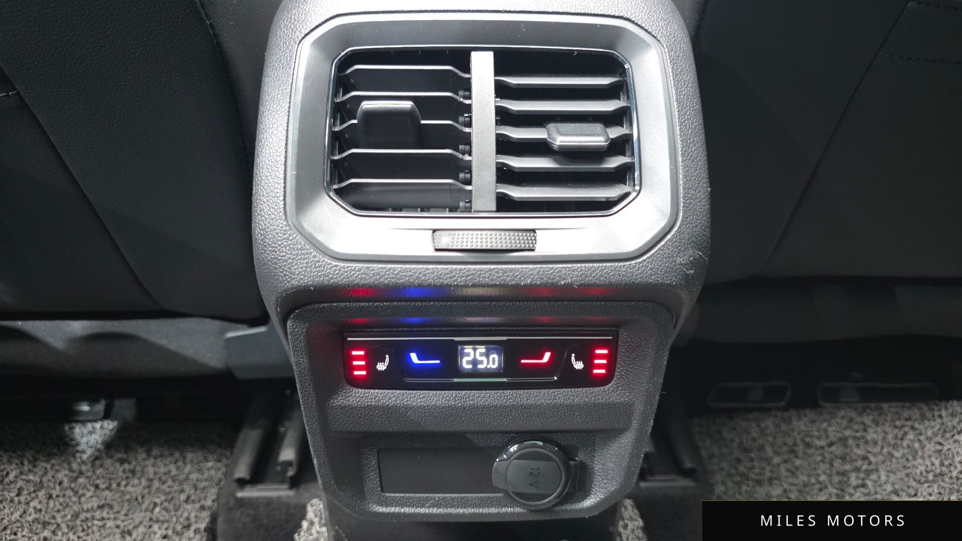 Volkswagen 티구안 2023 — миниатюра 18