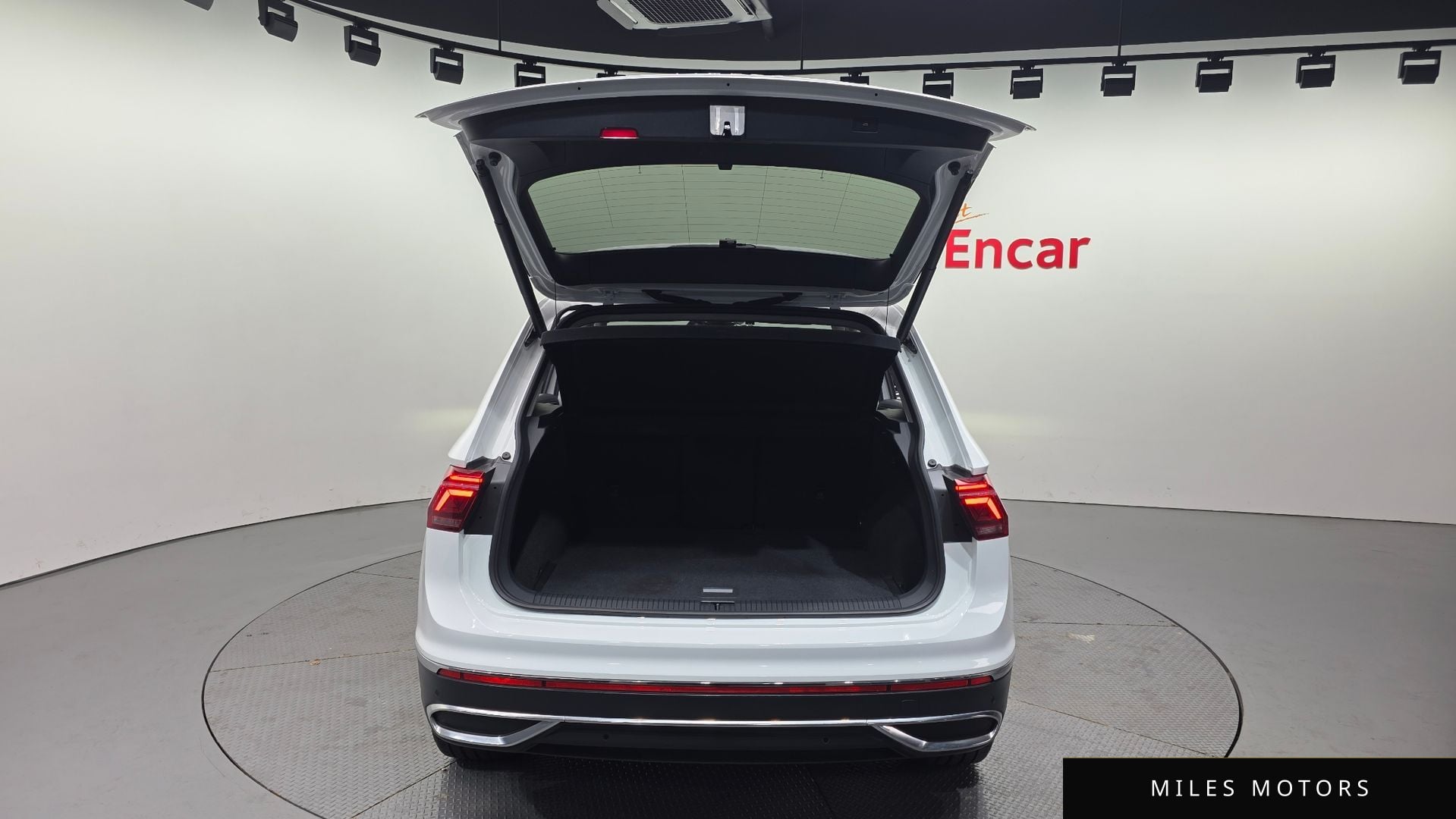 Volkswagen 티구안 2023 — миниатюра 20