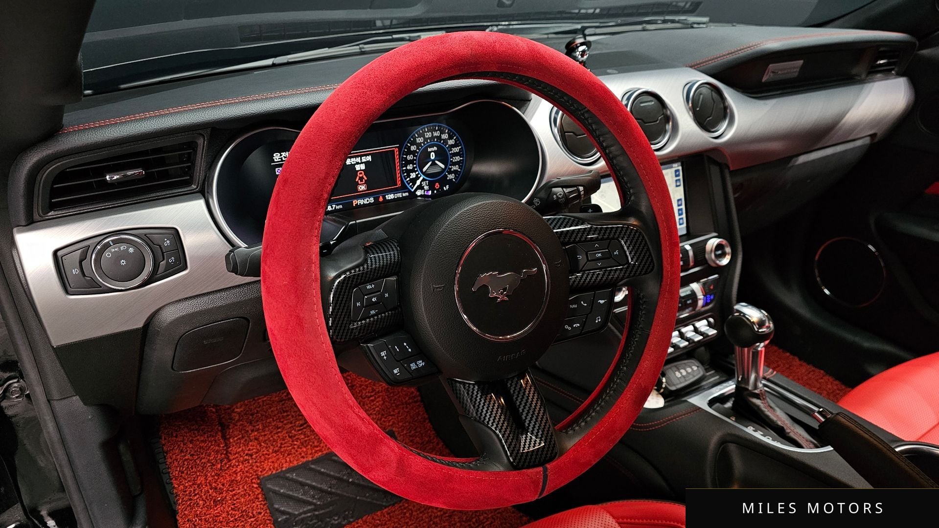 Ford 머스탱 2023 — миниатюра 13