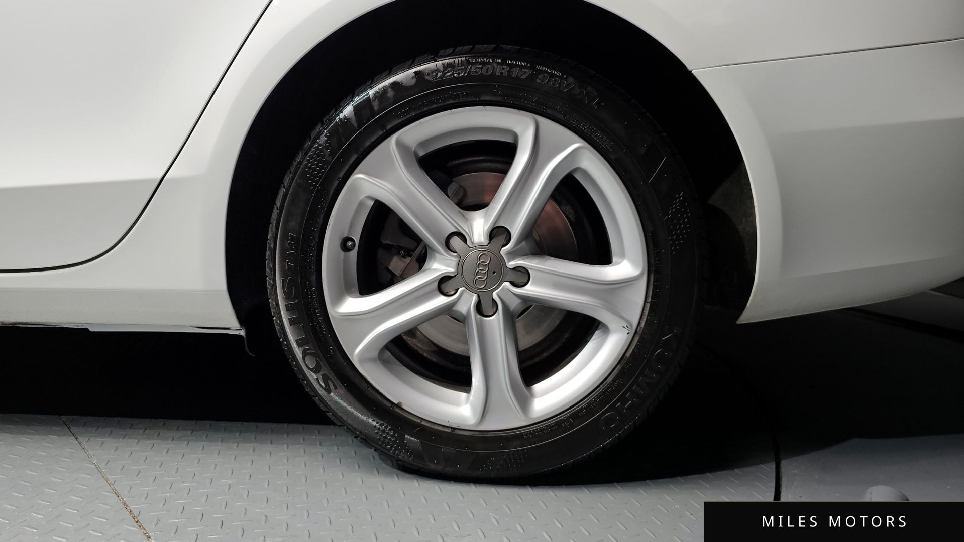 Audi A4 2015 — миниатюра 5