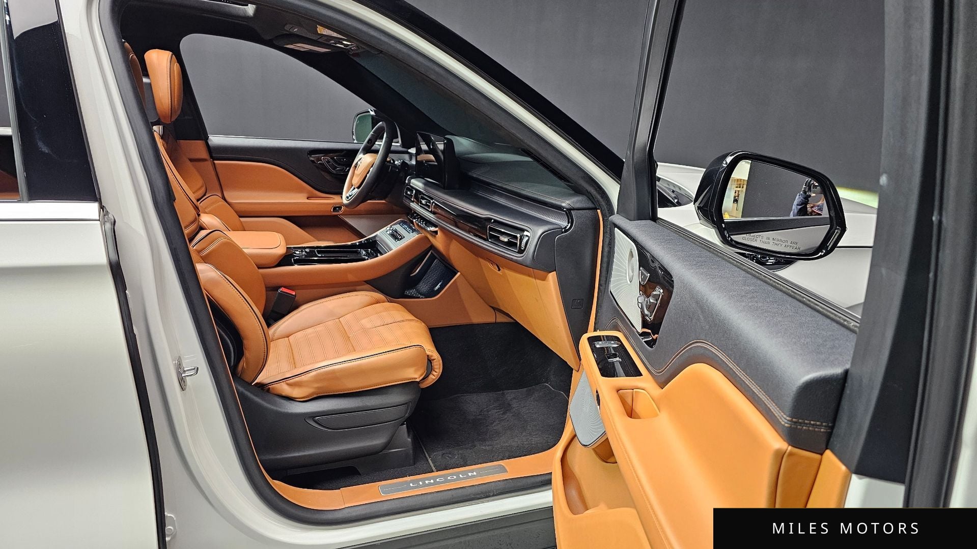 Lincoln Aviator 2025 — миниатюра 10
