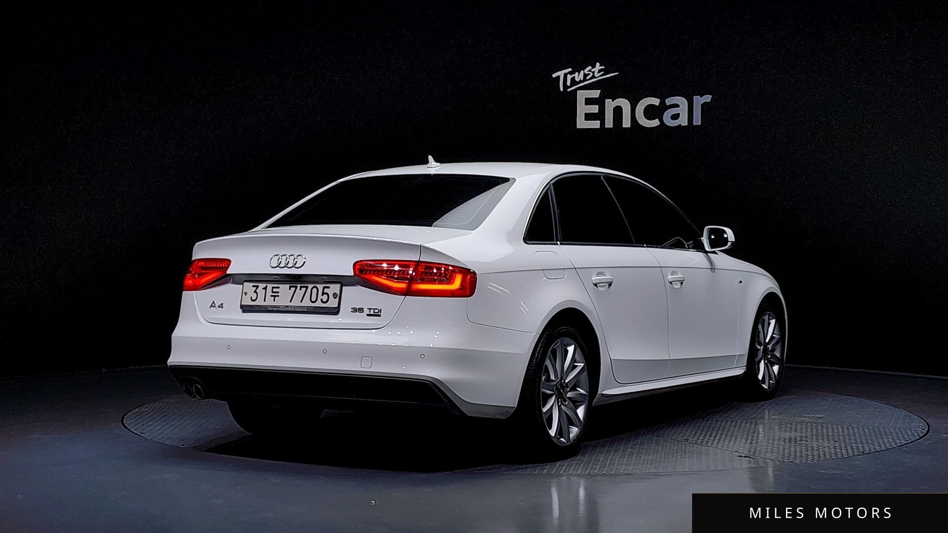 Audi A4 2015 — миниатюра 2