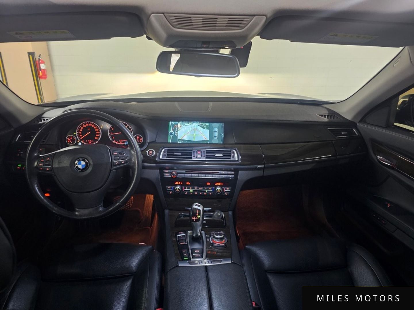 BMW 7 Series (F01) 2012 — миниатюра 6