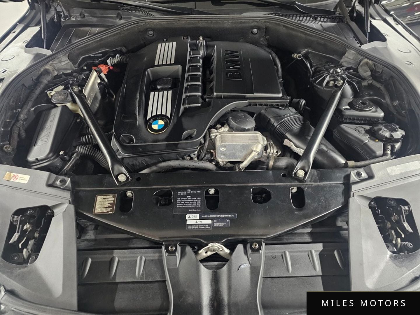 BMW 7 Series (F01) 2012 — миниатюра 20
