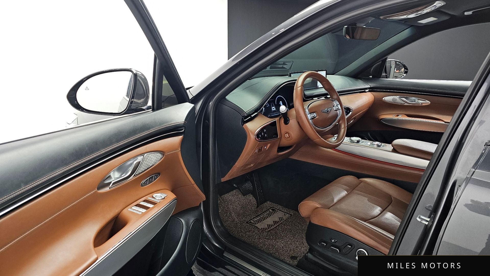 Genesis GV70 2021 — миниатюра 11