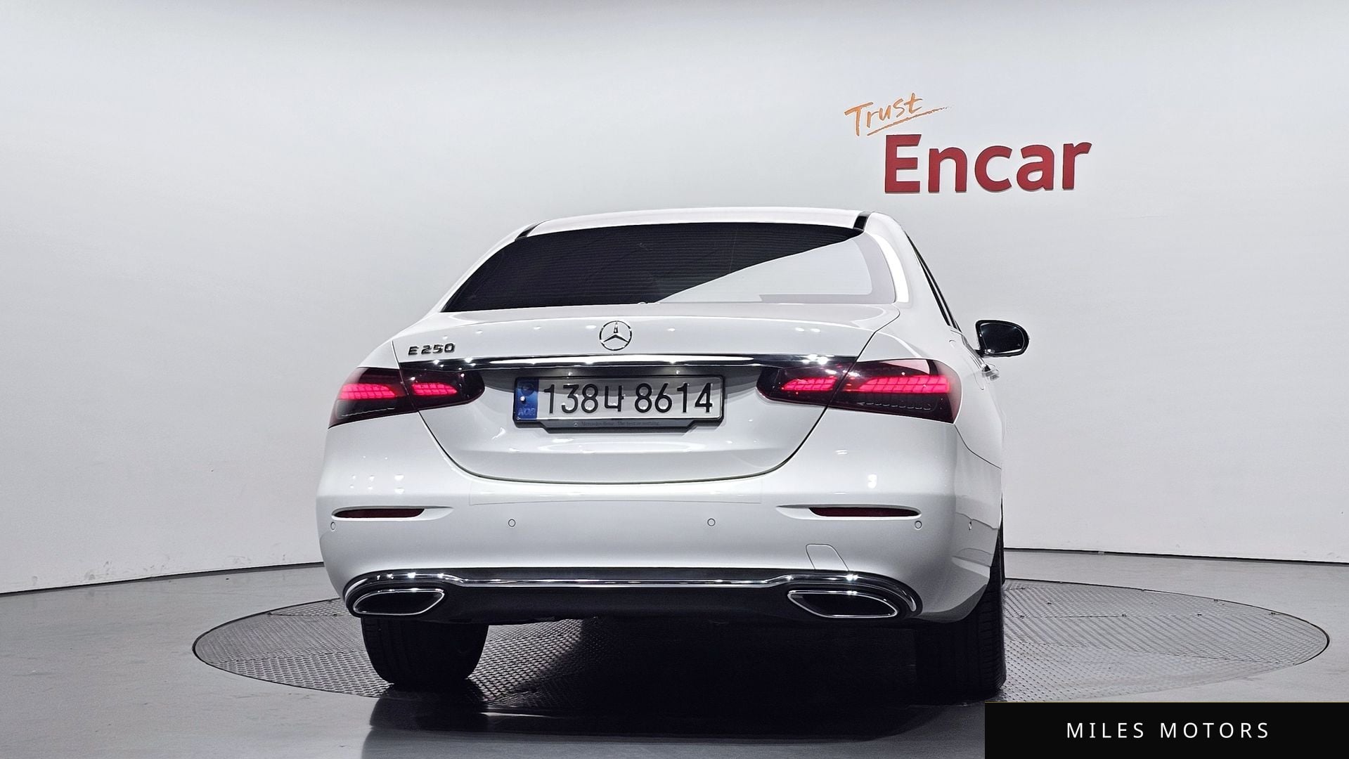 Mercedes-Benz E-Class W213 2022 — миниатюра 4